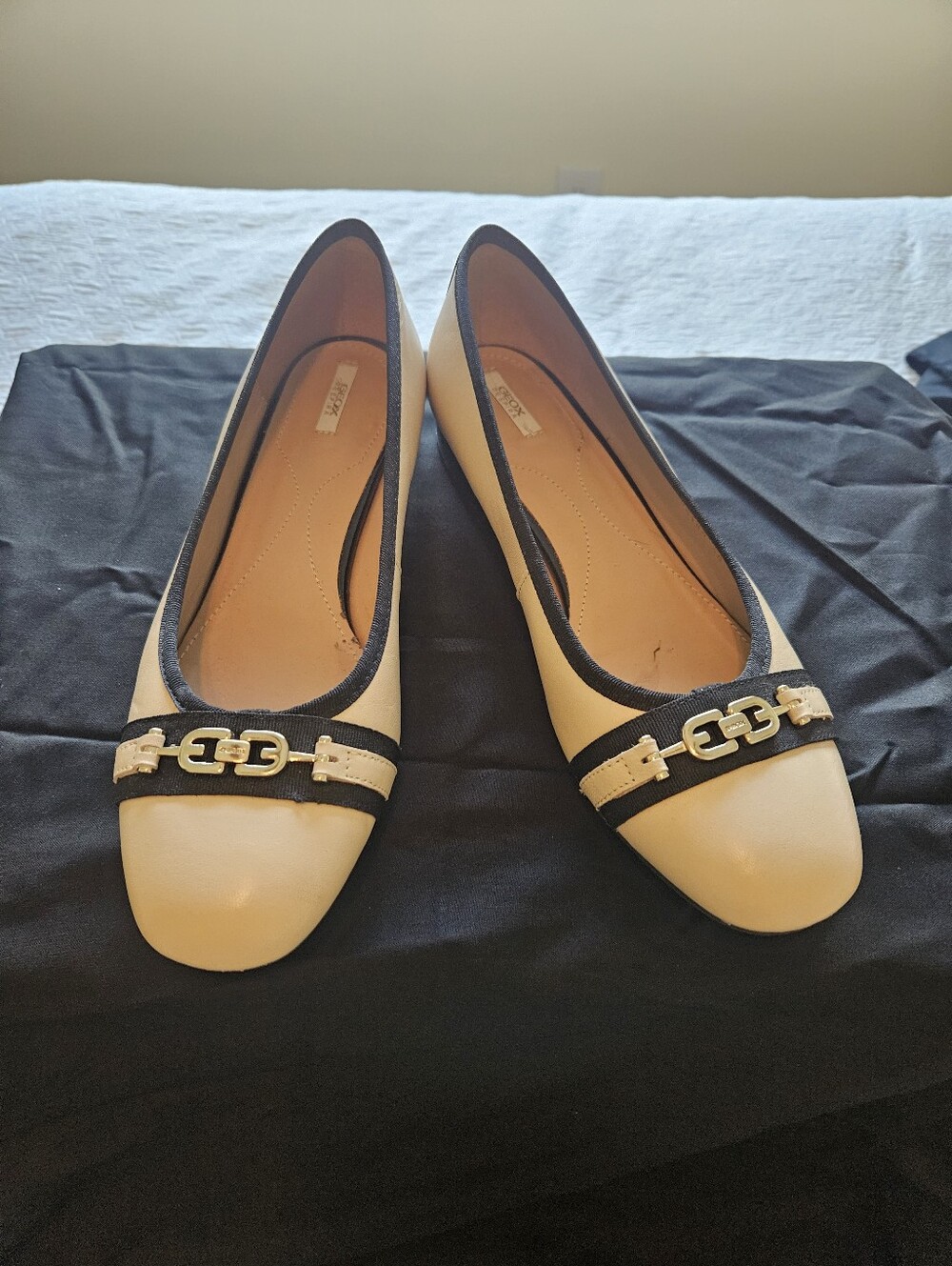Geox Respira Wistrey Ballerina Flats Sand Black Gold Horsebit Size 40, Size 9